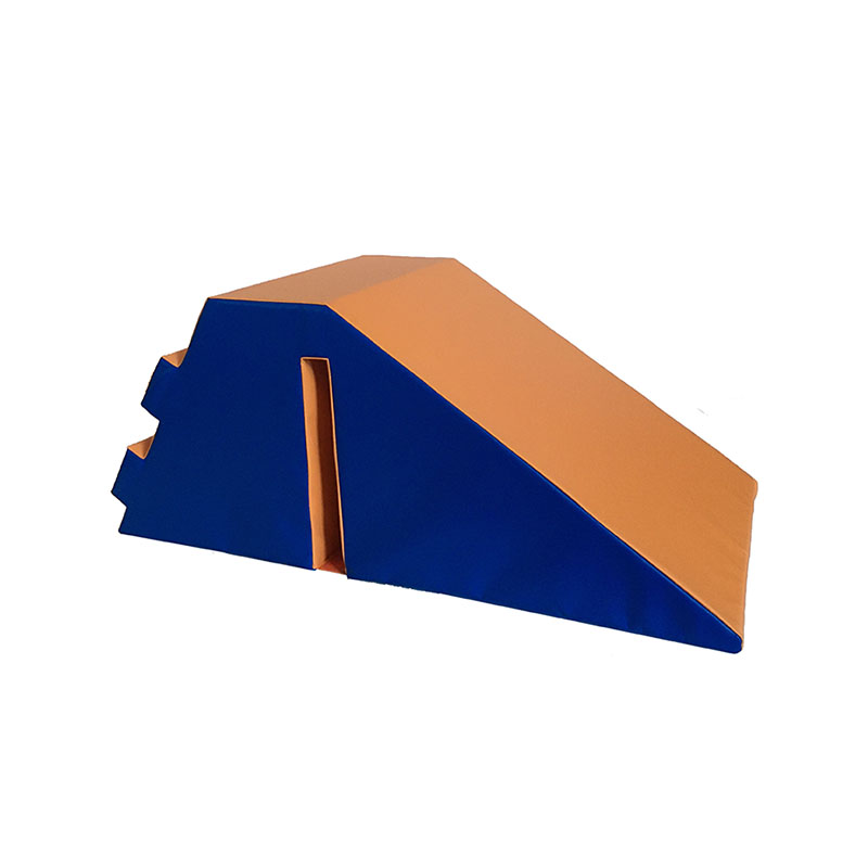 ESCALERA PARA PISCINA DE BOLAS PSICOMOTRICIDAD 120X60X50 CM REF 061V