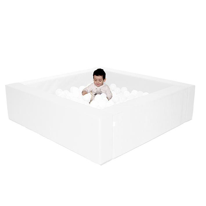 PISCINA DE BOLAS BLANCA 200X200X45X20 REF 105C